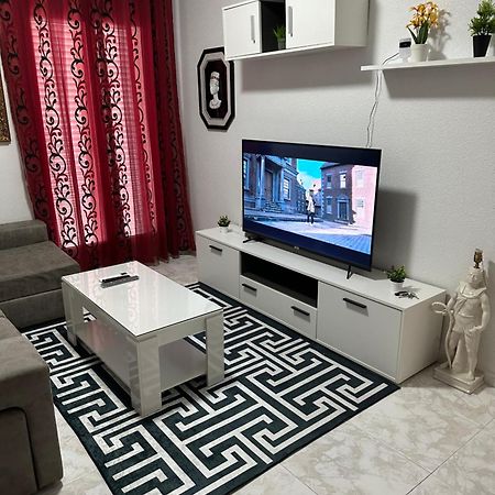 Apartament Luxor Appartement Linares  Buitenkant foto